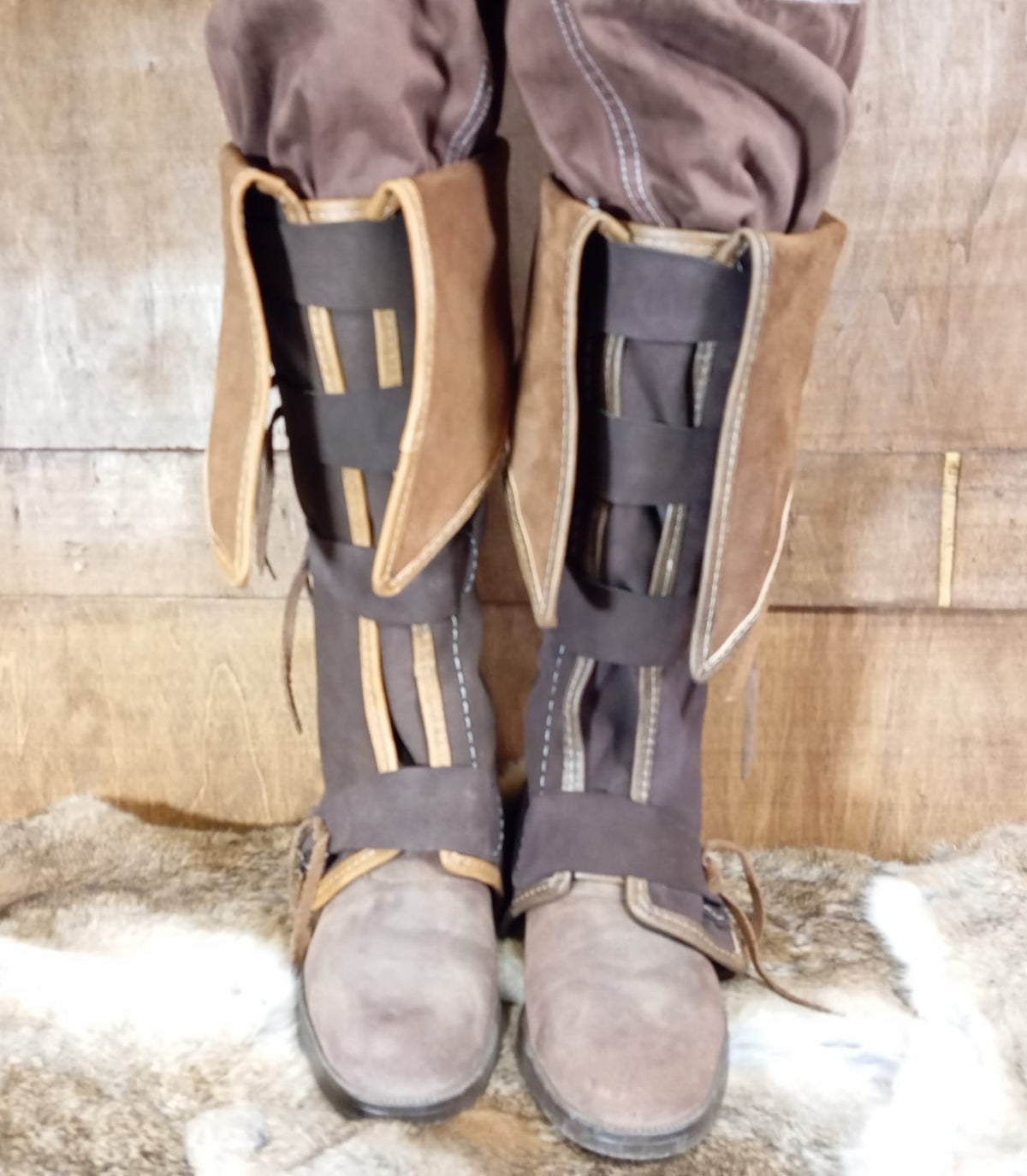 Gaiters leather pattern | LARP boots | Easy to make leatherworking instructions