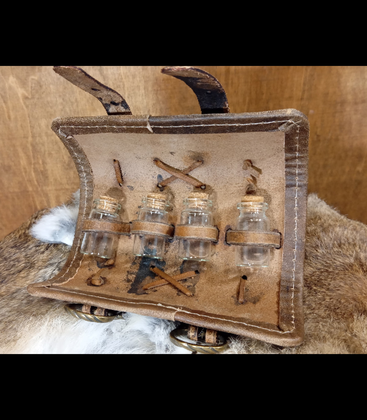 Potion holder leather pattern | LARP Alchemist | do it yourself instructions
