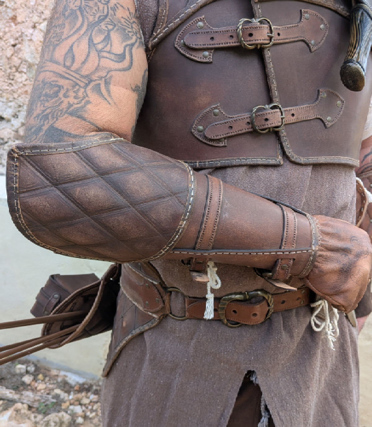 Bracer leather pattern | DnD Rogue armor | DIY instructions