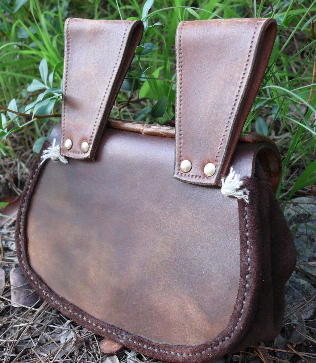 Leather pattern bag | Fantasy LARP outfit | DIY instructions