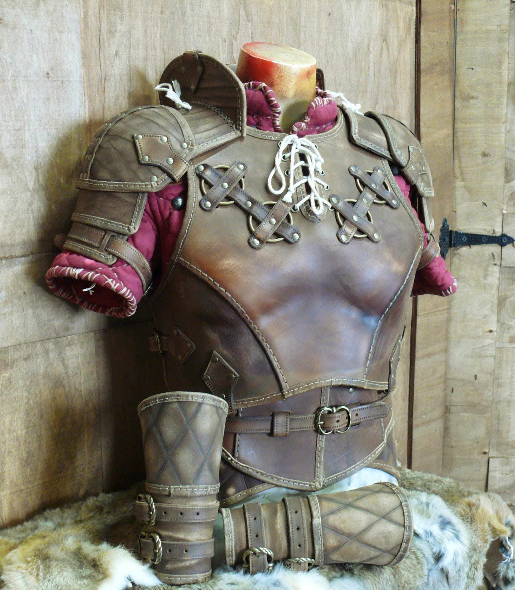 Leather bracers pattern | LARP Warrior | Easy to make with instructions