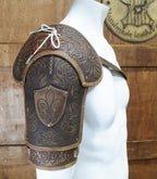 Shoulder pad Leather pattern | Steampunk LARP musketeer | DIY instructions