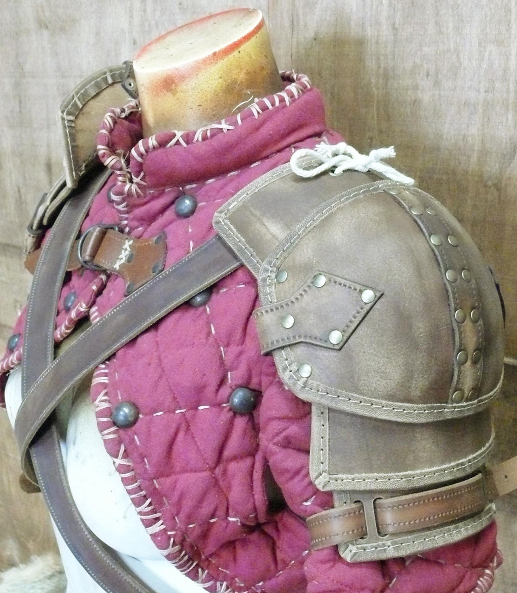 Shoulder pad leather pattern | LARP Warrior | DIY Instructions