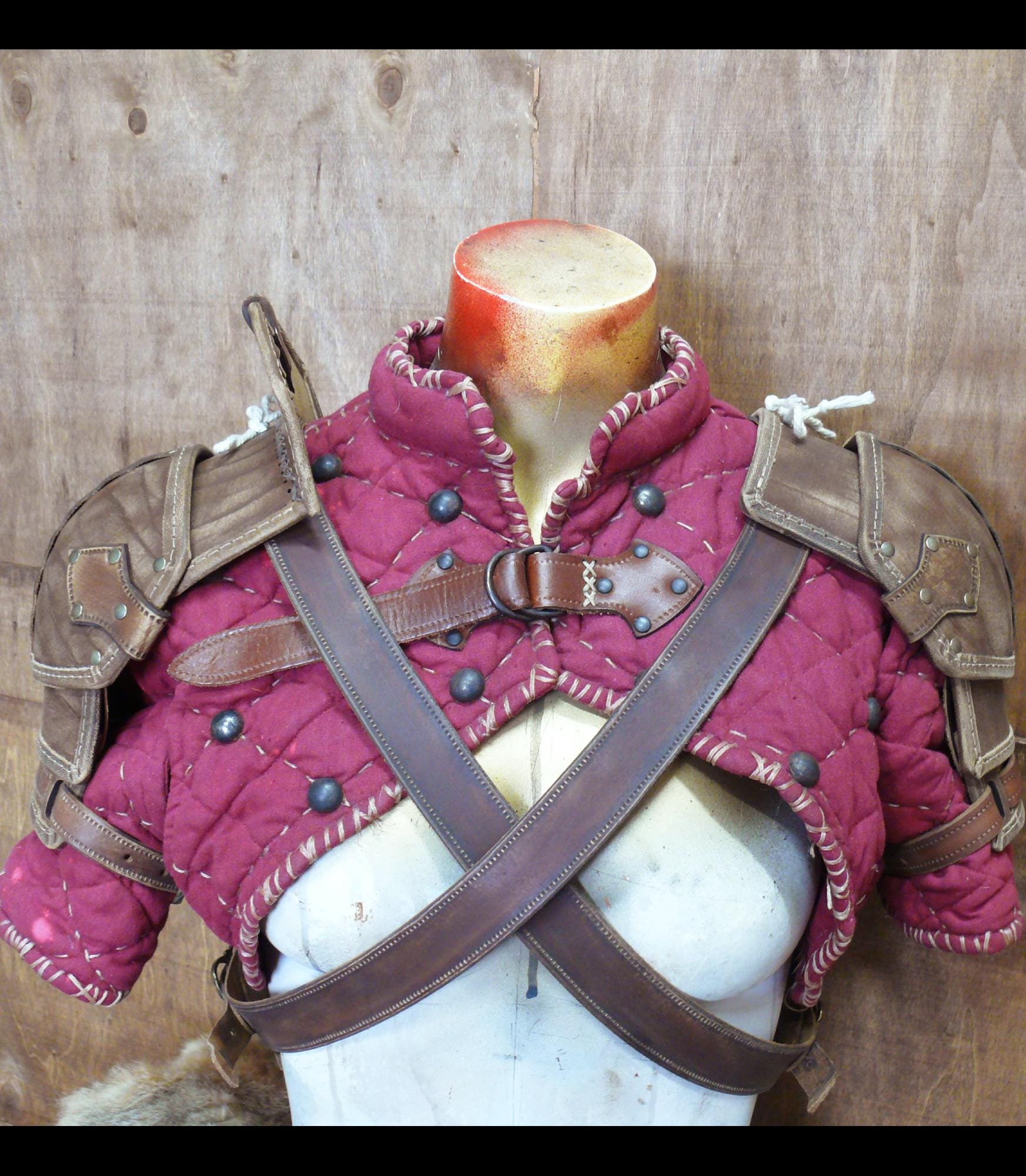 Shoulder pad leather pattern | LARP Warrior | DIY Instructions