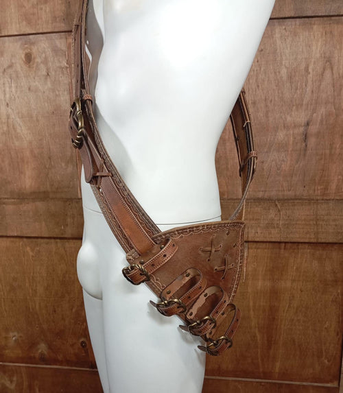 Baldric leather pattern | Steampunk musketeer | DIY instructions