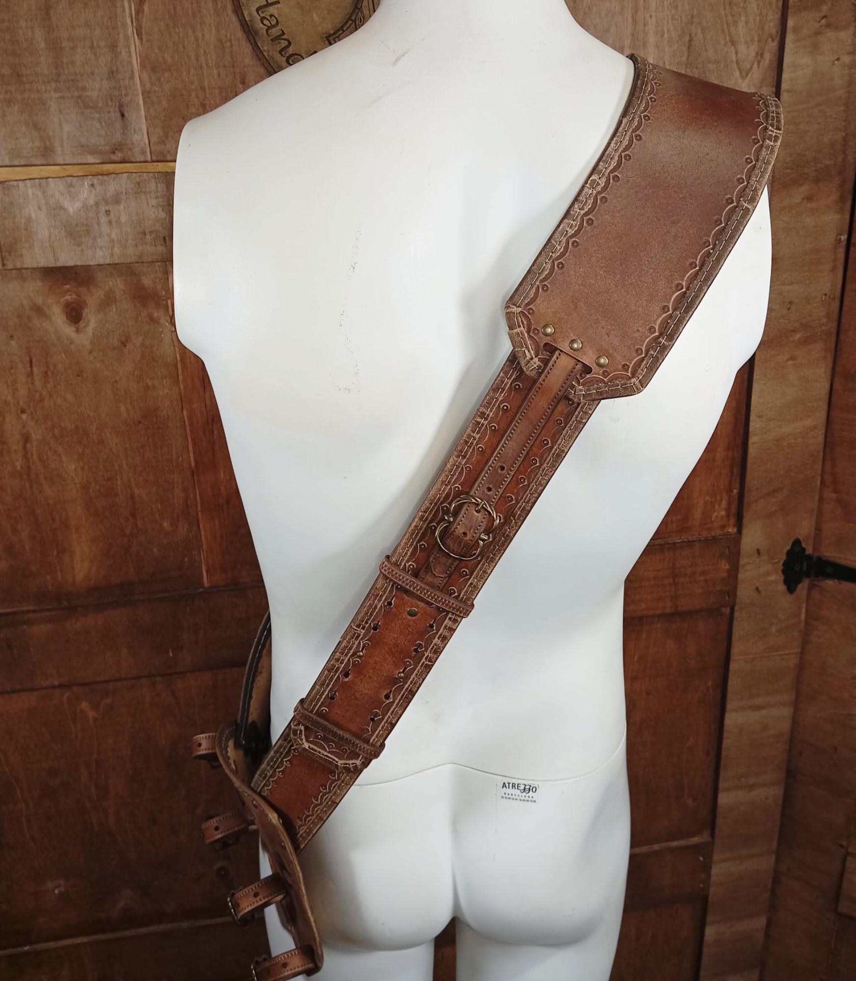 Baldric leather pattern | Steampunk musketeer | DIY instructions