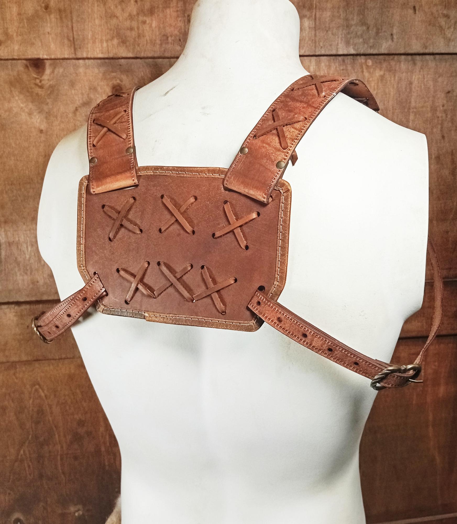 Chest harness leather pattern | tactical Rogue LARP | DIY instructions